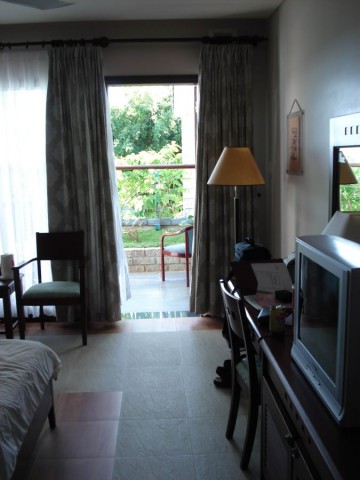 2007_vietnam_16_17_tb_002_900