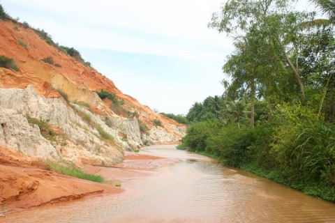 2007_vietnam_16_17_tb_026_900