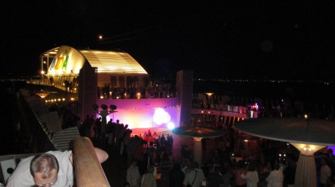 2010_aida_1_017_900
