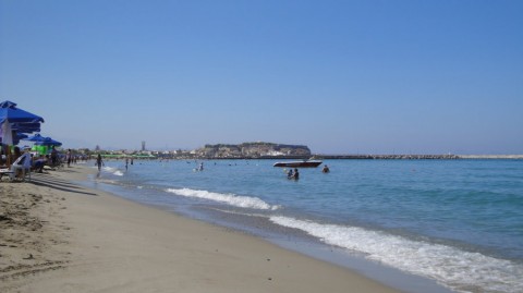 2010_aida_4_014_900