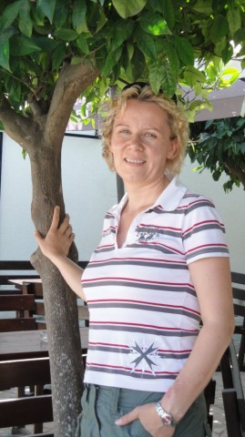 2010_aida_6_007_900