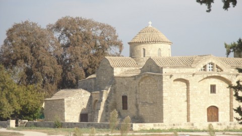 2010_aida_6_016_900