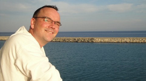 2010_aida_6_018_900