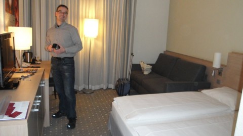 2012_aida_1_007_900