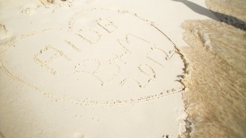 2012_aida_10_051_900