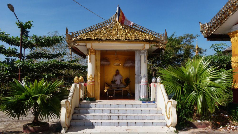 myanmar_2015_0610_1000