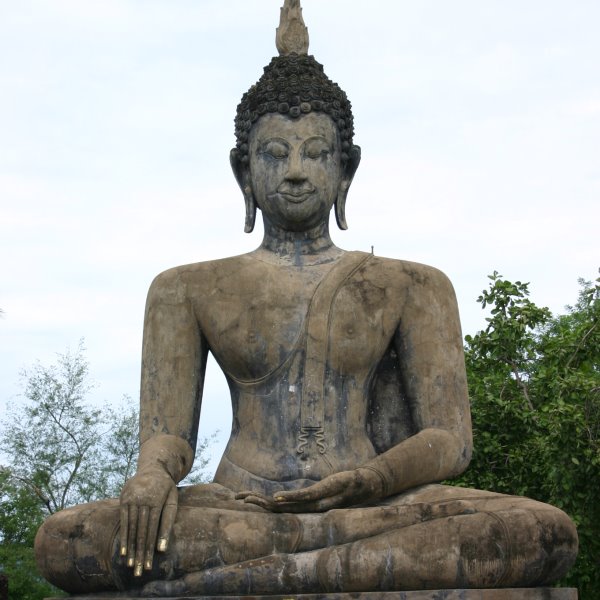 Thailand Rundreise 9/18 : Phitsanulok Tempel, Sukothai Nationalpark