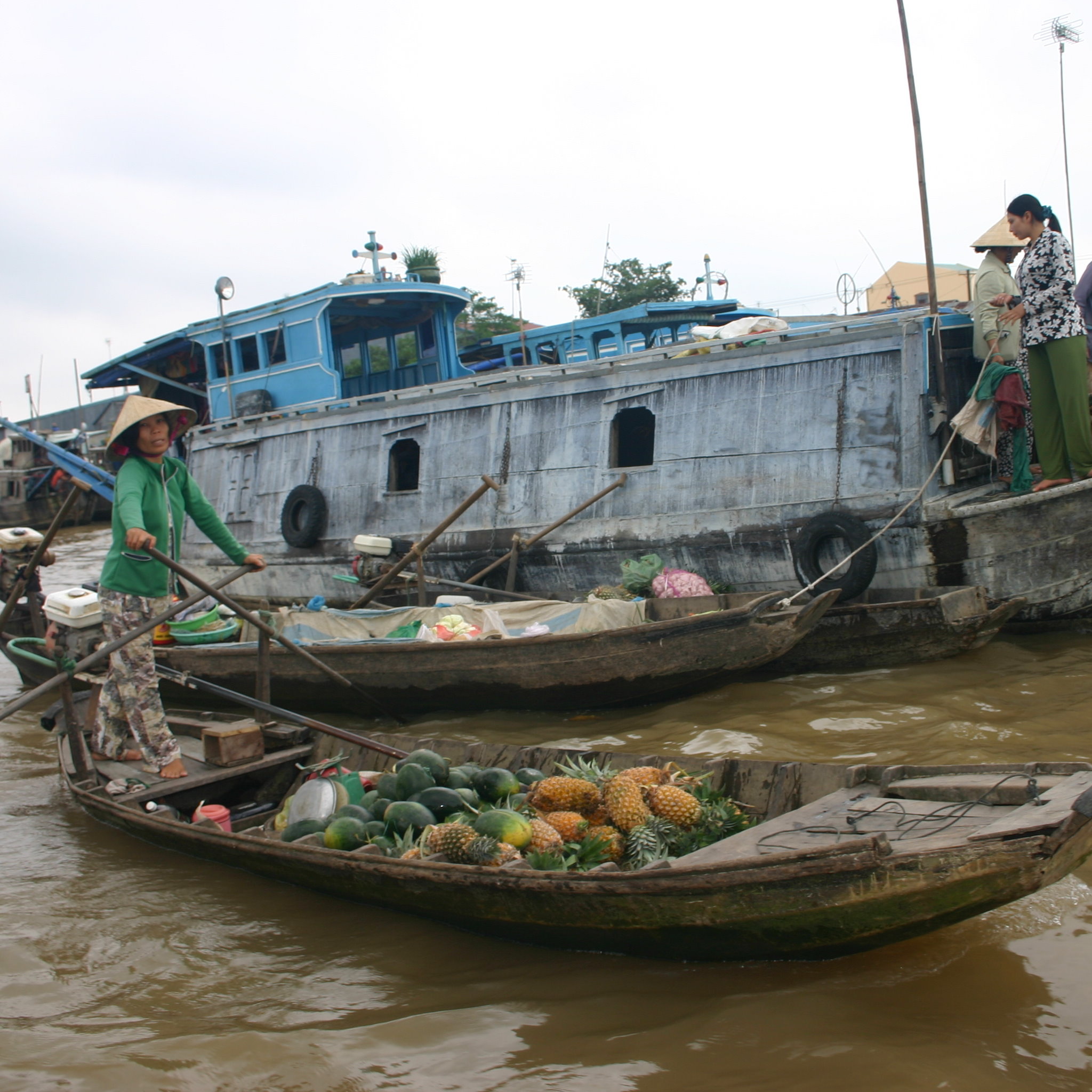Vietnam Rundreise 11/17: Can Tho, schwimmende Märkte, Reisfabrik