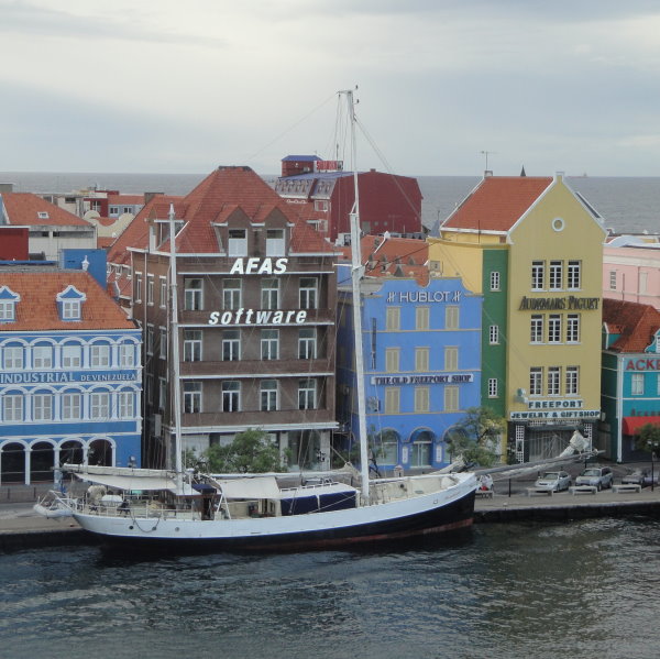 AIDAluna – Karibik 13 – #07/15: Curacao – Stadtbummel und Aquarium
